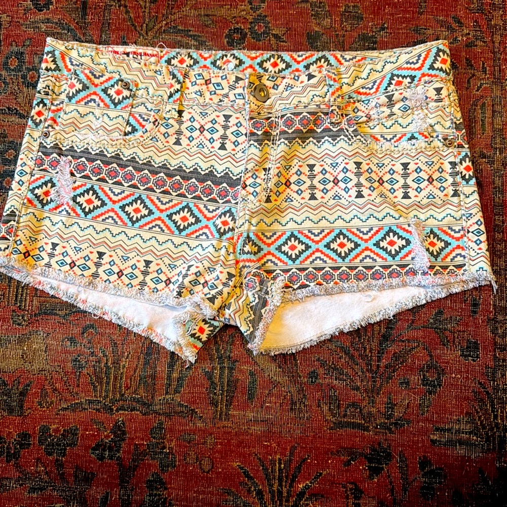 Aztec printed shorts 1st Kiss